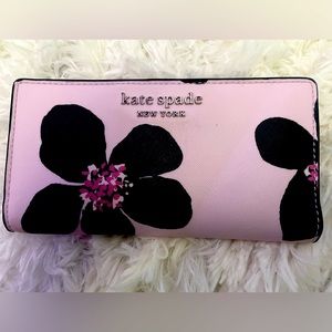 Kate Spade pink floral wallet with zipper compartment